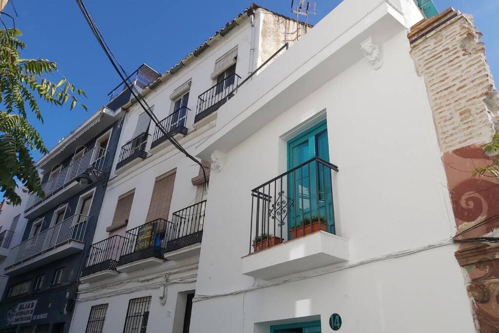 Tgh/ Vital Aza Malaga Centro Екстериор снимка